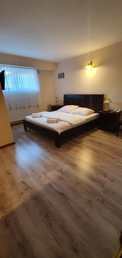 Hotel Leszczynski Konstantynów Łódzki Esterno foto
