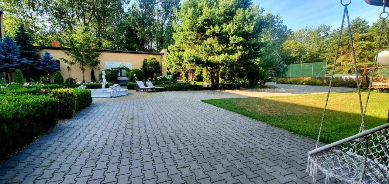 Hotel Leszczynski Konstantynów Łódzki Esterno foto